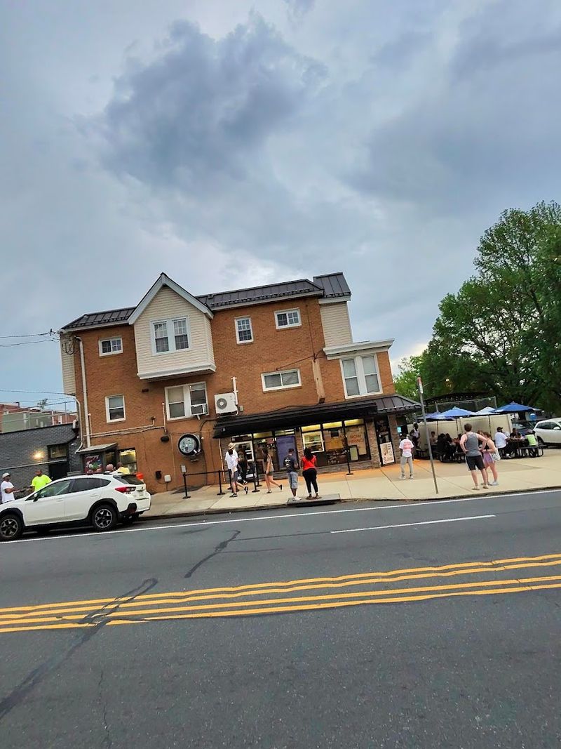 Outdoor Ordering Setup With a Philly Vibe