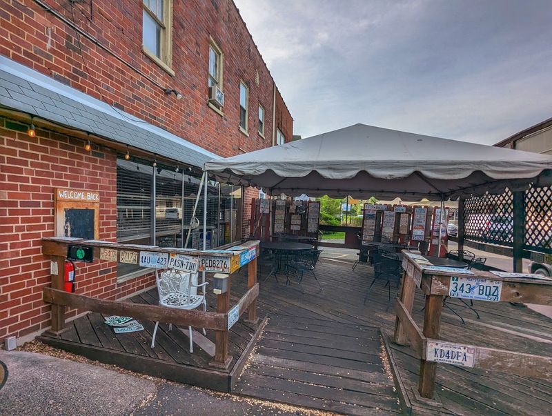 Outdoor Patio Seating That Adds to the Vibe Outdoor Patio Seating That Adds to the Vibe