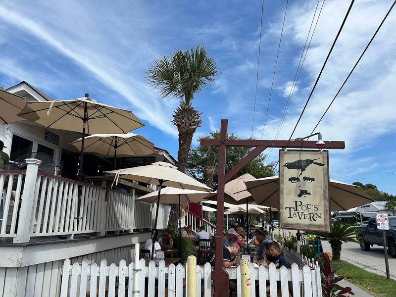 Outdoor Patio Seating With Genuine Island Charm