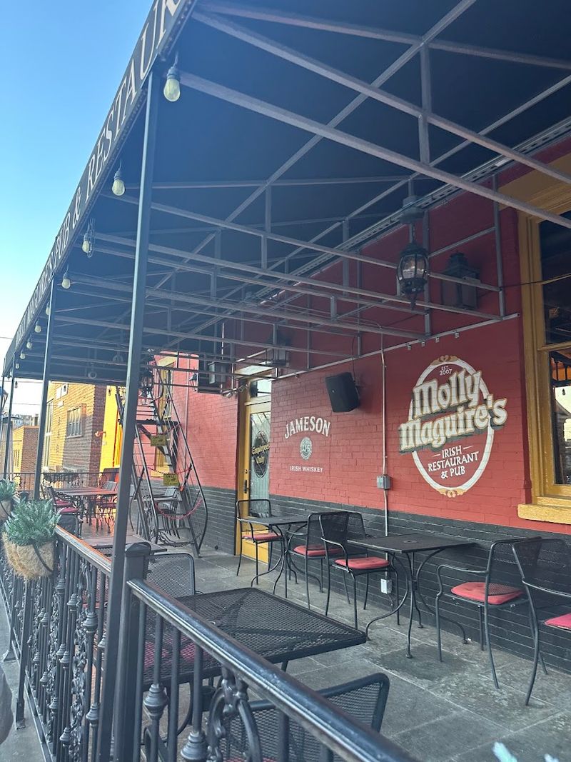 Outdoor Patio Seating for Beautiful Pennsylvania Evenings