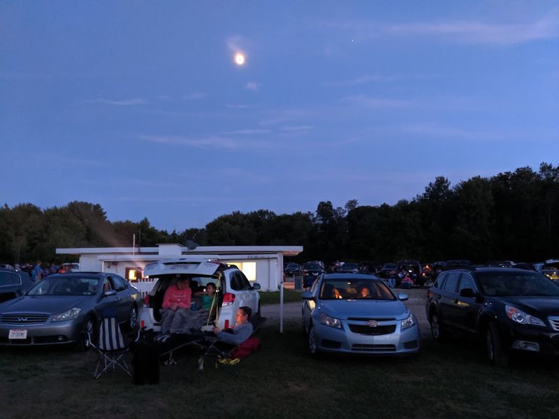 Outdoor Seating Options Let You Truly Soak Up the Night Sky