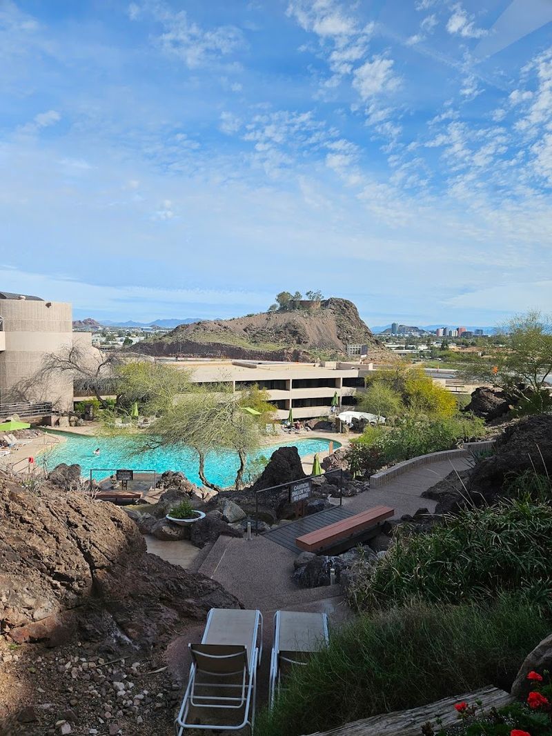 Outdoor Seating With Perfect Arizona Weather Vibes