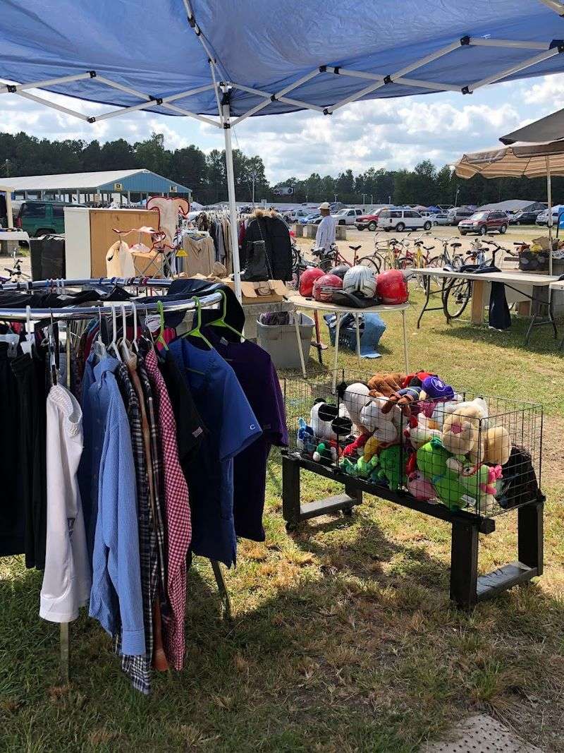 Outdoor Vendor Stalls and Paved Walkways