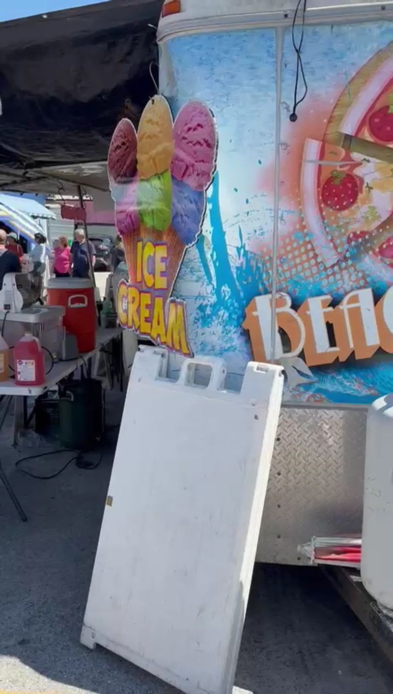 Paletas and Ice Cream for a Sweet Afternoon Break