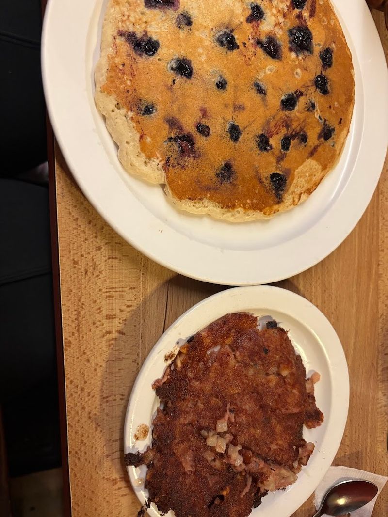 Pancakes So Big They Cover the Entire Plate