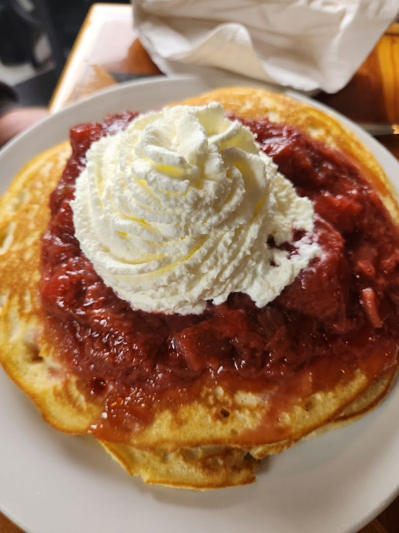 Pancakes So Creative They Feel Like Monthly Works of Art