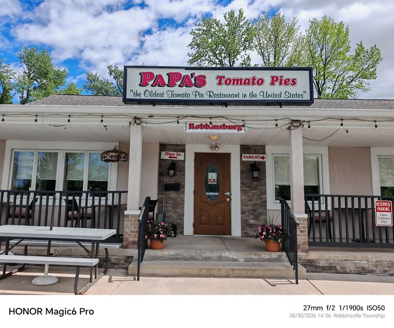 Papa's Tomato Pies - Robbinsville, New Jersey