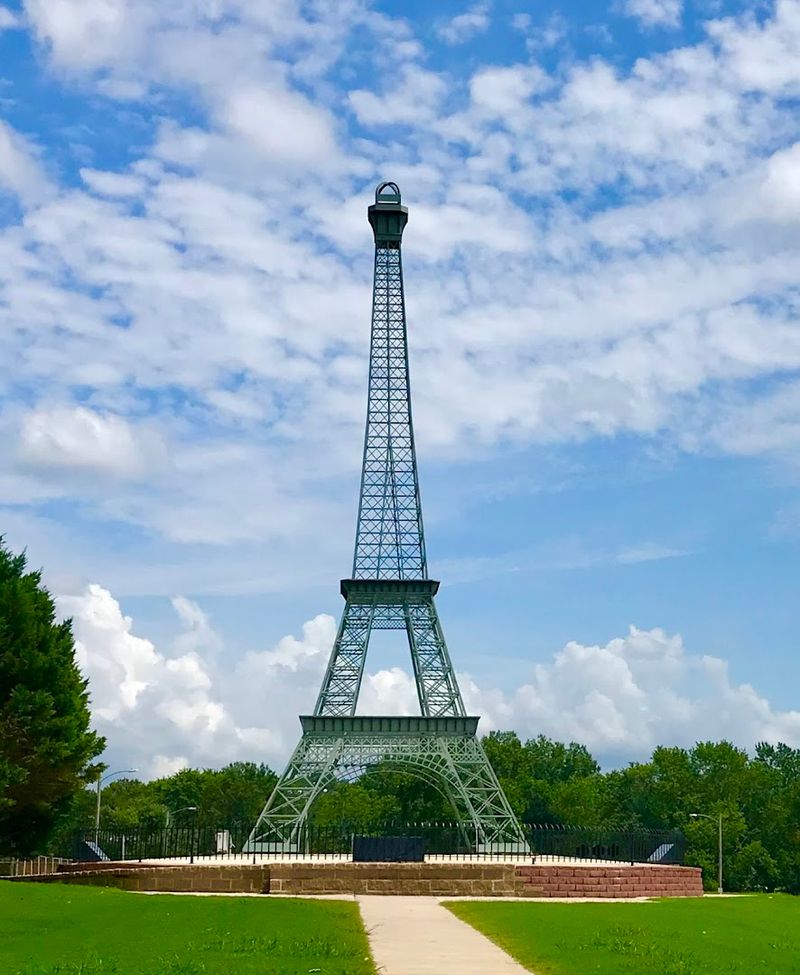 Paris, Tennessee Has Its Very Own Eiffel Tower