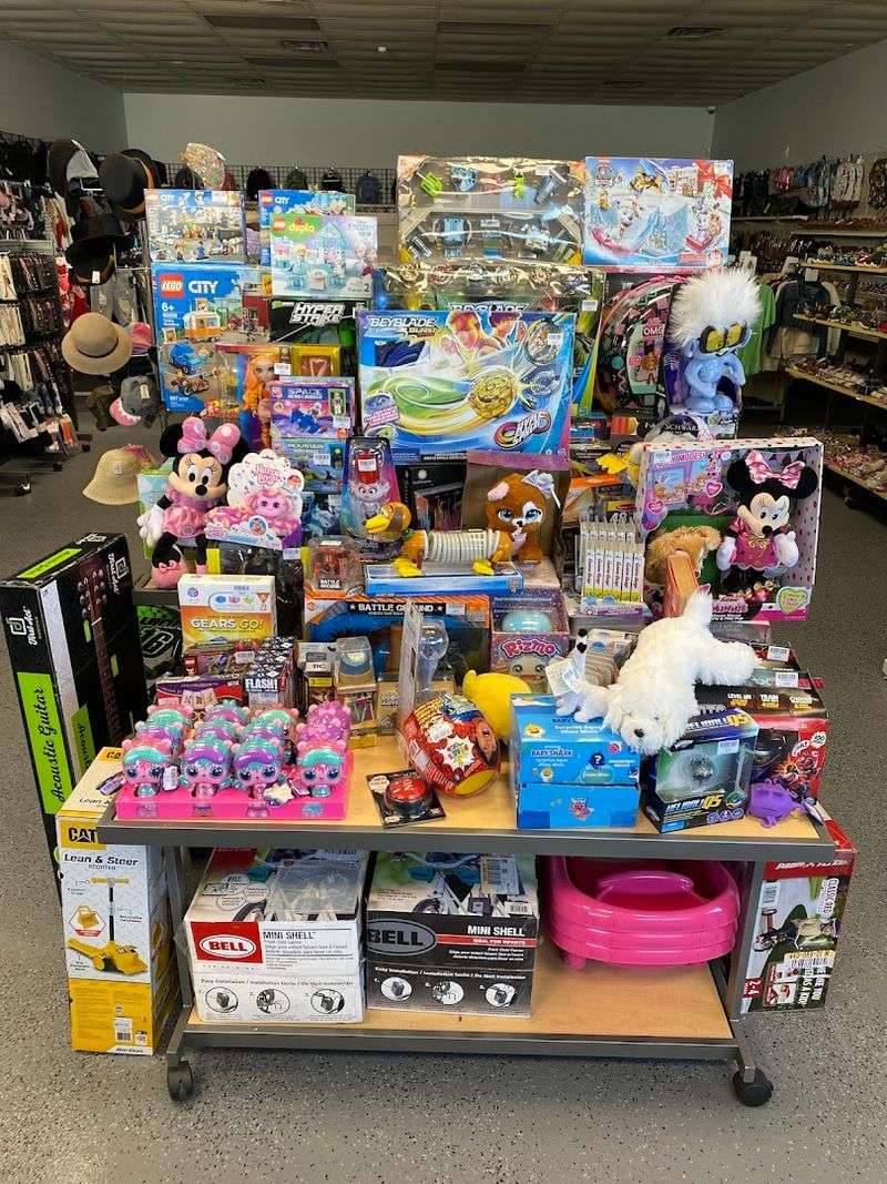 Perfect for Holiday and Gift Shopping on a Budget Perfect for Holiday and Gift Shopping on a Budget