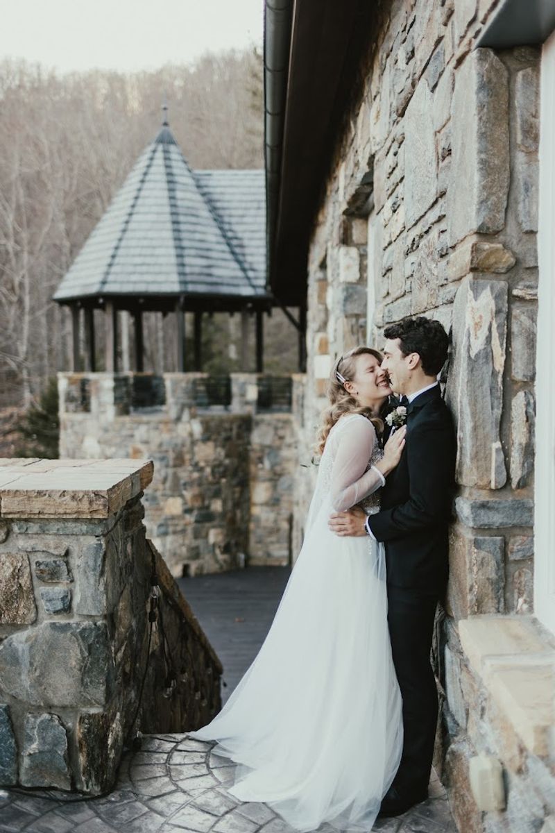 Perfect for Intimate Elopements and Micro Weddings Perfect for Intimate Elopements and Micro Weddings