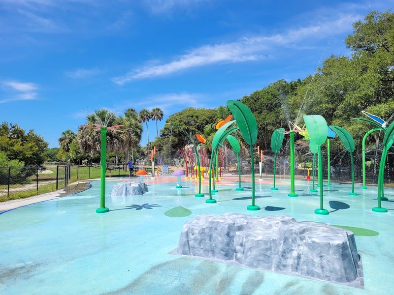 Playground Areas for Families with Kids and Pets Playground Areas for Families with Kids and Pets