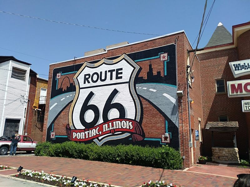Pontiac Murals Walking Tour