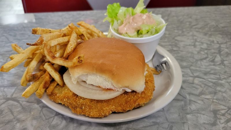 Pork Tenderloin Sandwich: A Midwest Classic Done Right