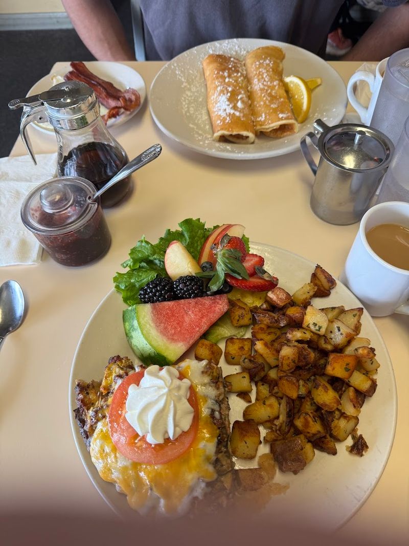 Portion Sizes So Generous You'll Be Taking Food Home