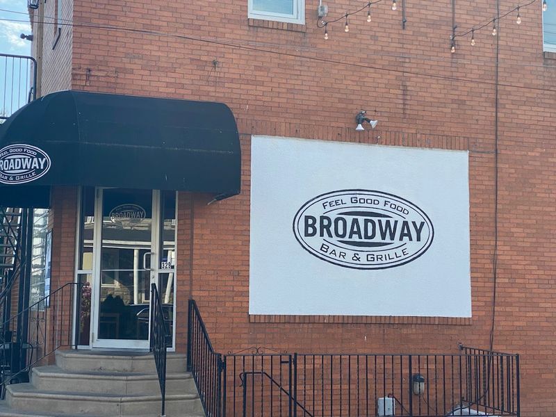 Practical Tips for Your First Visit to Clam Tavern