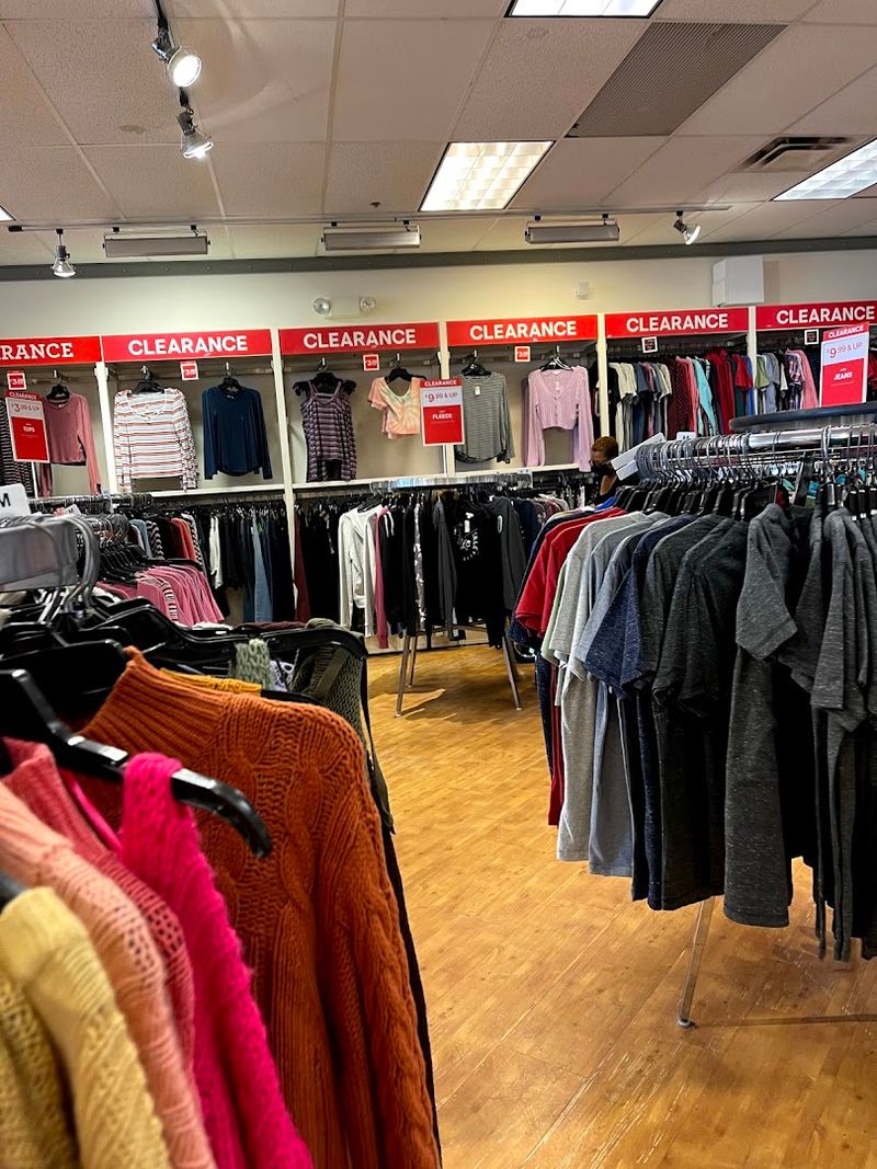 Pre-Black Friday Sales: Timing Your Visit for Maximum Savings