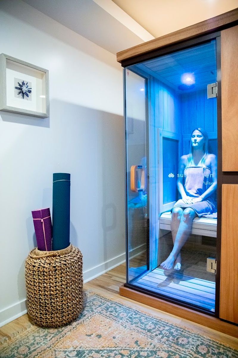 Private Infrared Sauna with Chromotherapy Lights