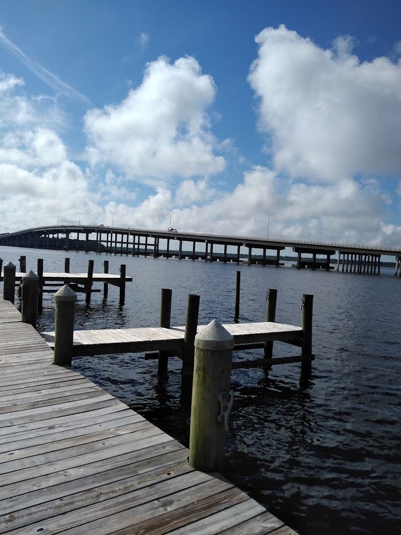 Proximity to Jacksonville Offers Big-City Access Without the Chaos Proximity to Jacksonville Offers Big-City Access Without the Chaos