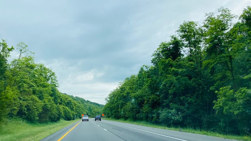 Proximity to Knoxville for Big-City Amenities Without Big-City Stress Proximity to Knoxville for Big-City Amenities Without Big-City Stress