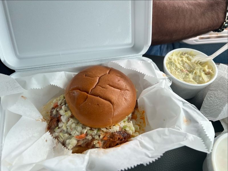Pulled Pork Sandwich Done the Right Way Pulled Pork Sandwich Done the Right Way