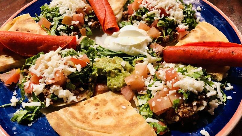 Queso Flameado: The Appetizer That Steals the Spotlight