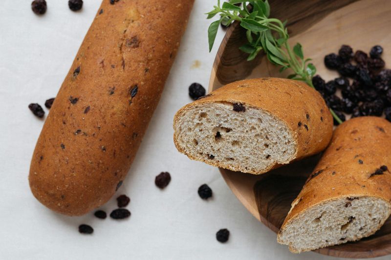 Raisin Bread Raisin Bread
