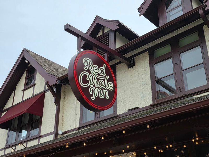Red Circle Inn - Nashotah, Wisconsin