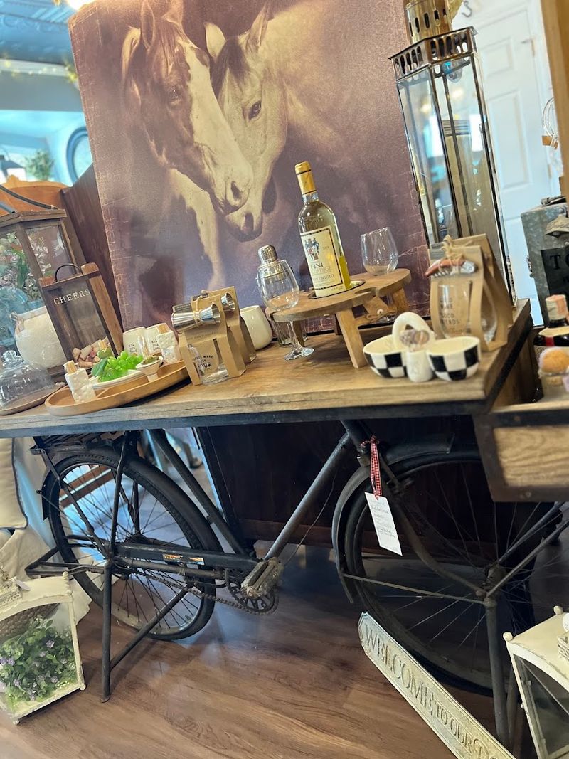 Repurposed and Upcycled Furniture Finds