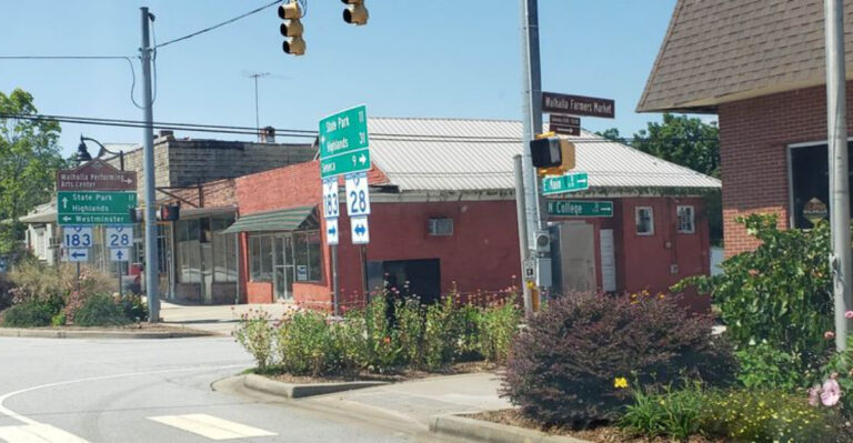 Retire Comfortably In This Charming South Carolina Town On A Budget Of About $1,750 Per Month