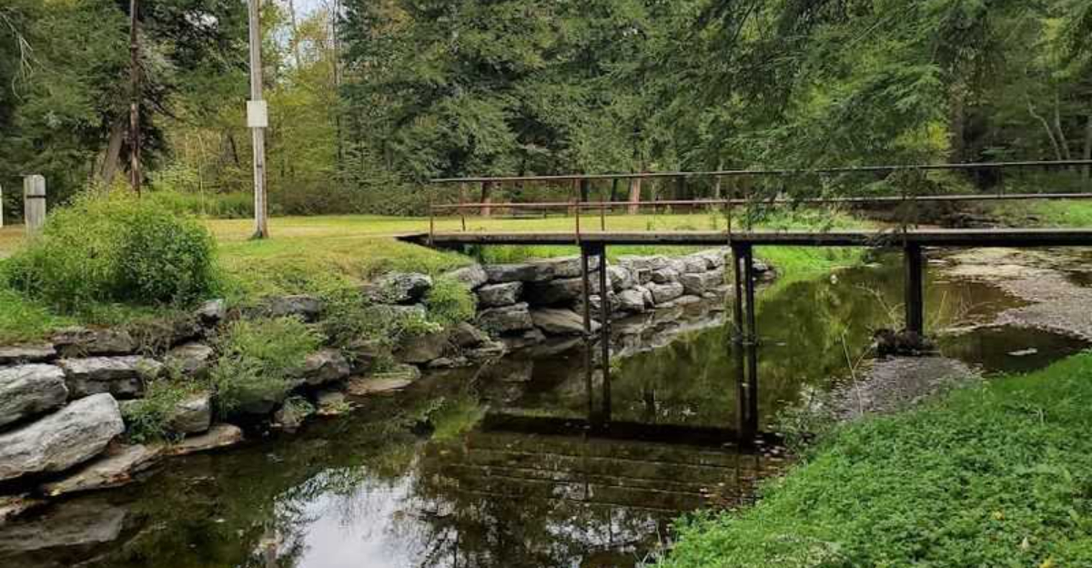 Retirees Say Social Security Goes A Long Way In This Peaceful New York Town