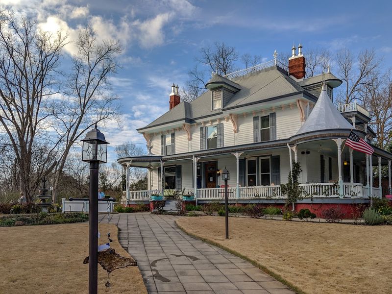 Reynolds Lake Oconee: A World-Class Resort Next Door