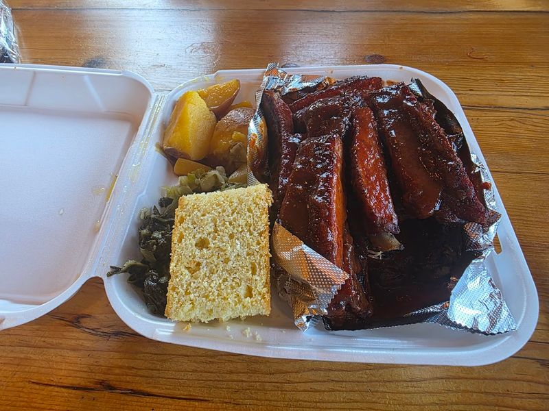 Ribs With a Kick That Loyal Customers Rave About