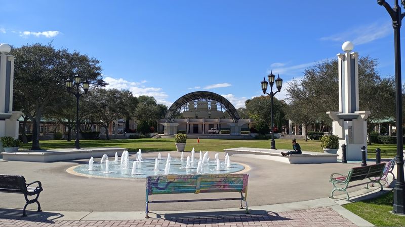 Riverfront Park: The Heart of Outdoor Relaxation Riverfront Park: The Heart of Outdoor Relaxation