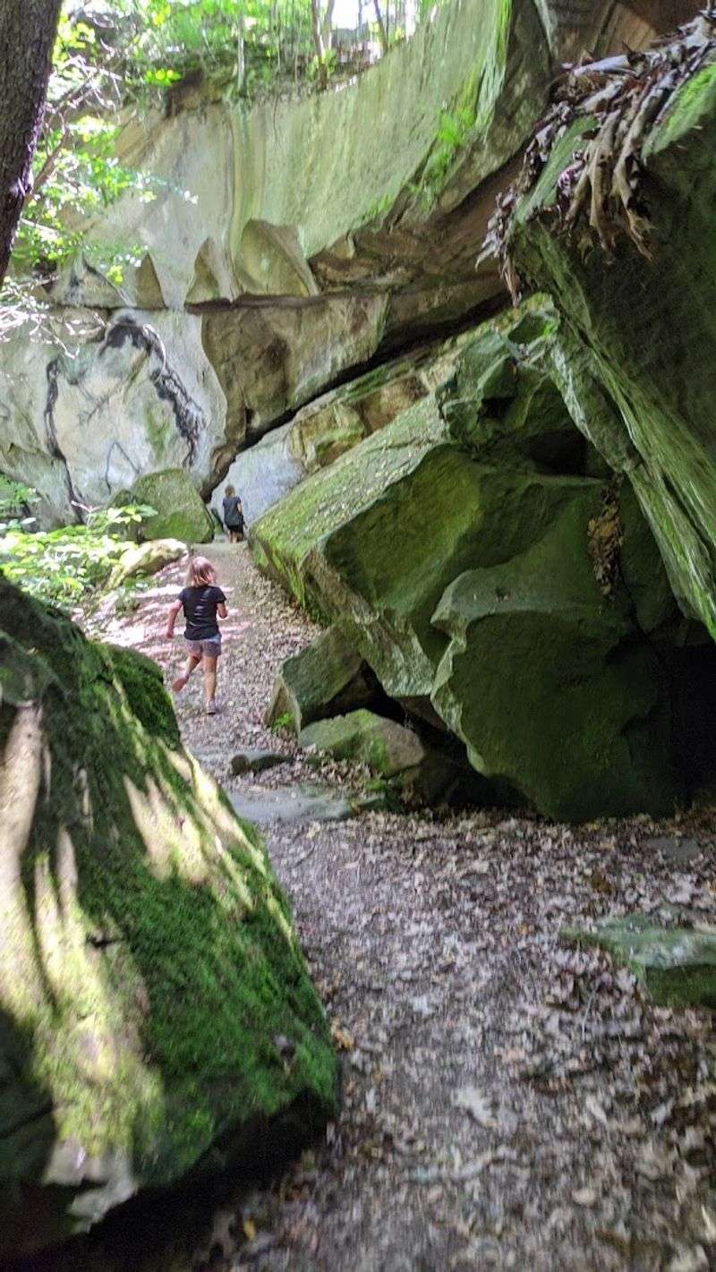 Rock Formations and Sandstone Gorges Rock Formations and Sandstone Gorges
