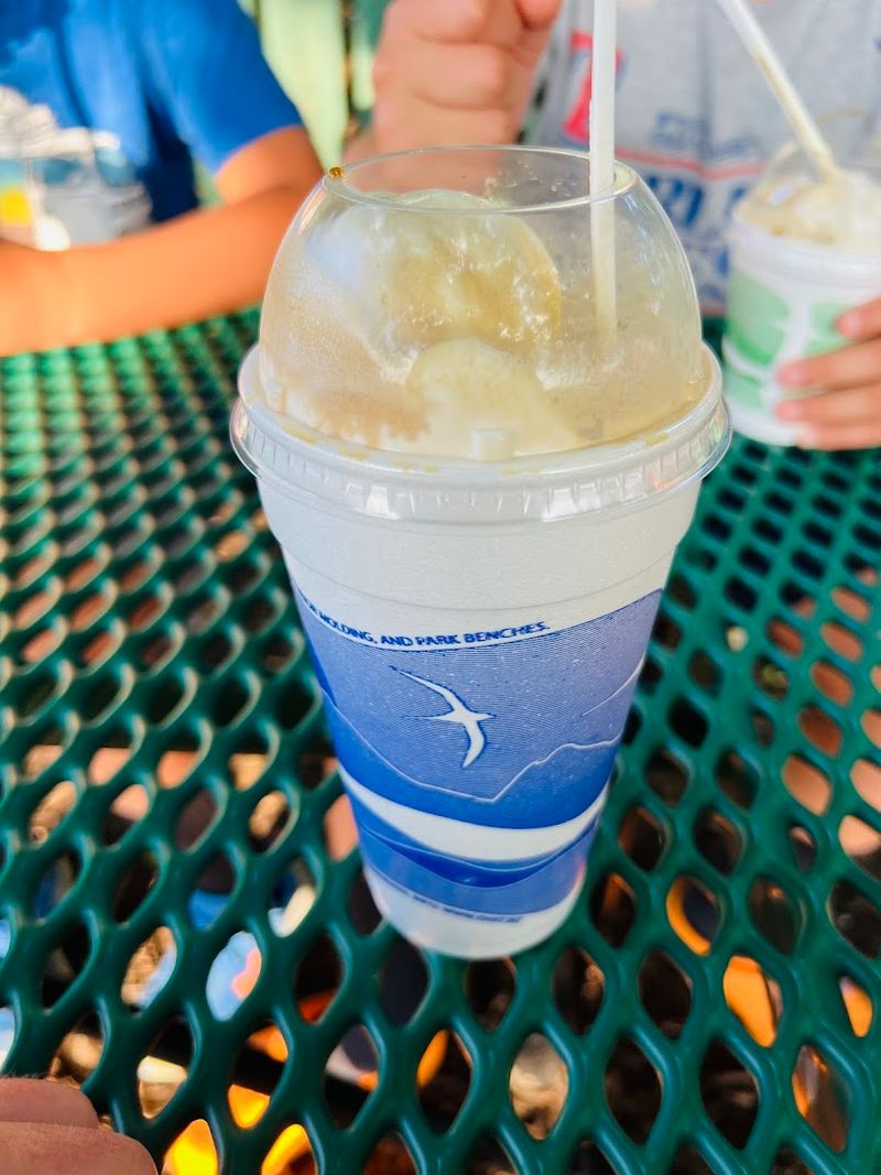 Root Beer Floats That Bring Out Your Inner Kid Root Beer Floats That Bring Out Your Inner Kid