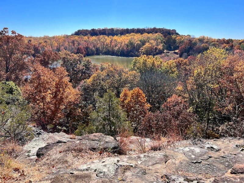 Round Bluff Nature Trail and Its Breathtaking Panoramic Views