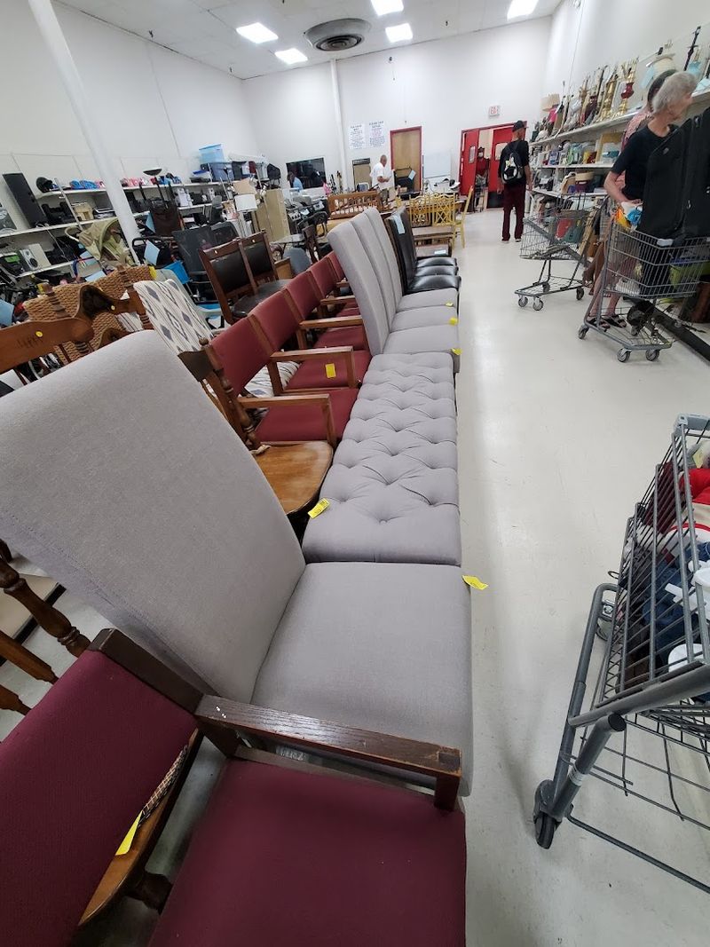 Safety Tips for Shopping at This Busy Location
