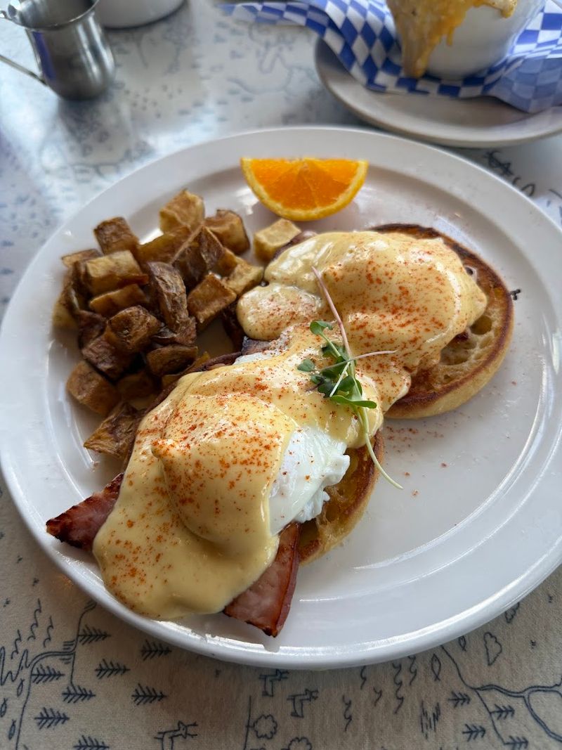 Salmon Benedict: A Luxurious Twist on a Classic