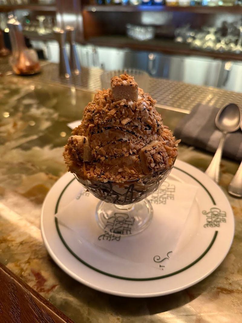 Samoa Cookie Sundae: The Dessert That Steals the Final Curtain