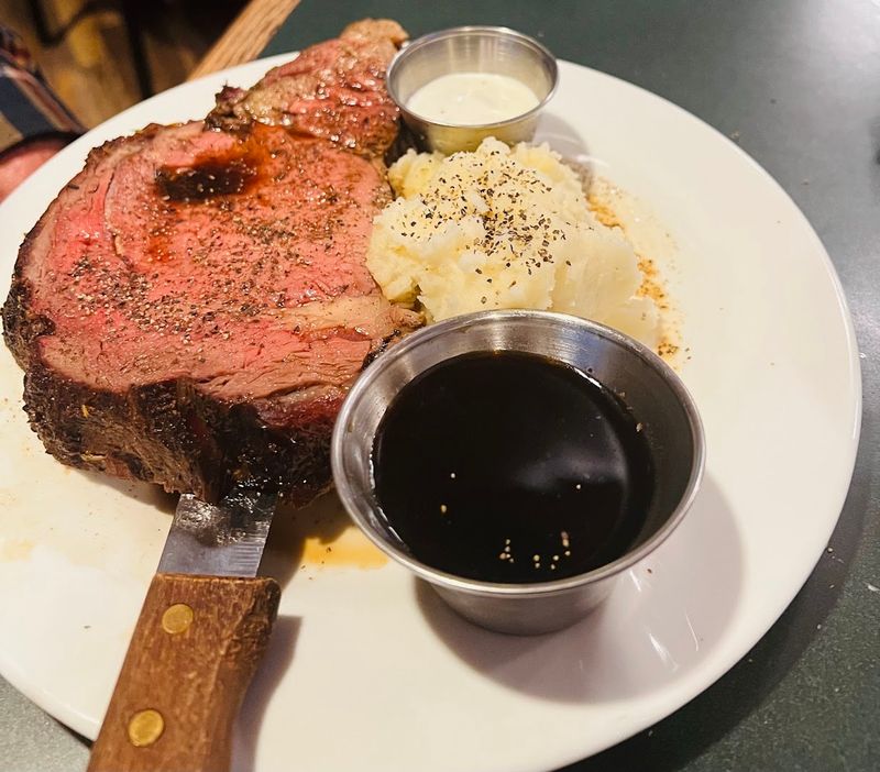 Saturday Prime Rib That Steals the Show Saturday Prime Rib That Steals the Show