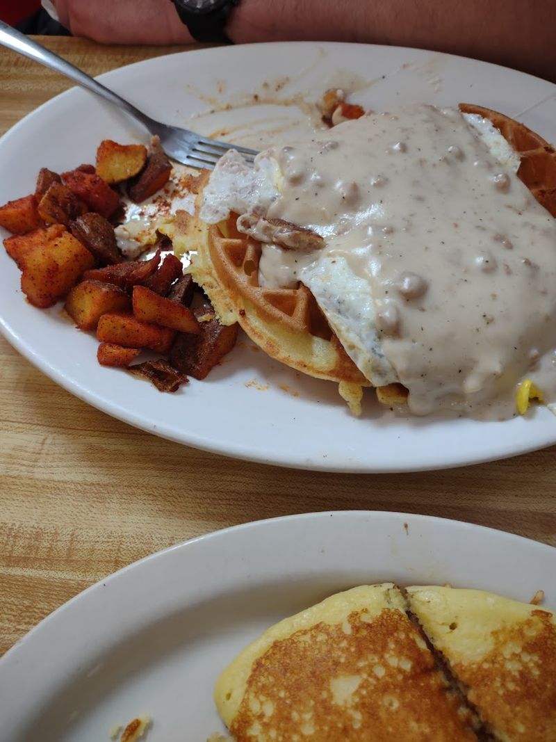 Sausage Gravy That Hits Every Note Right
