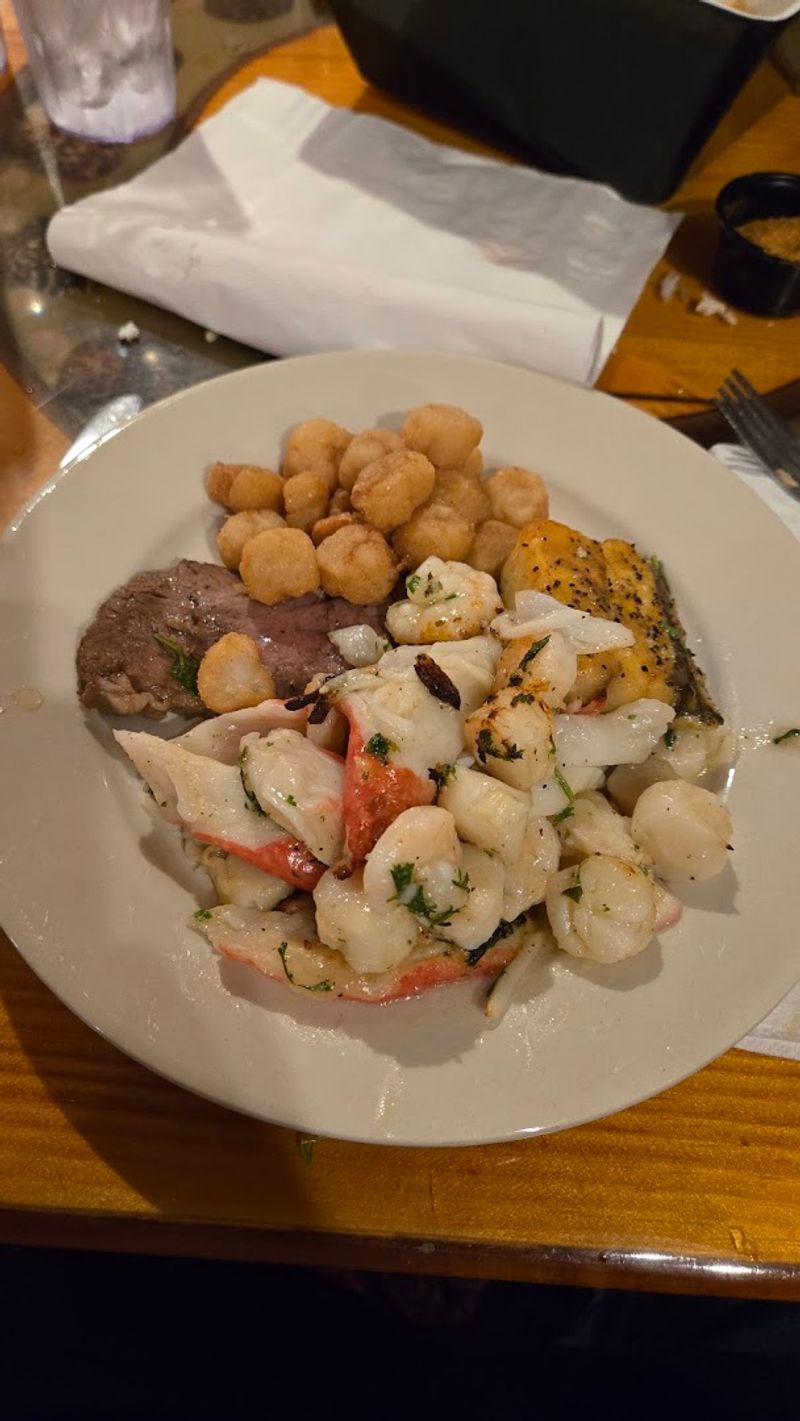 Seafood Norfolk: A Virginia Classic Done Right