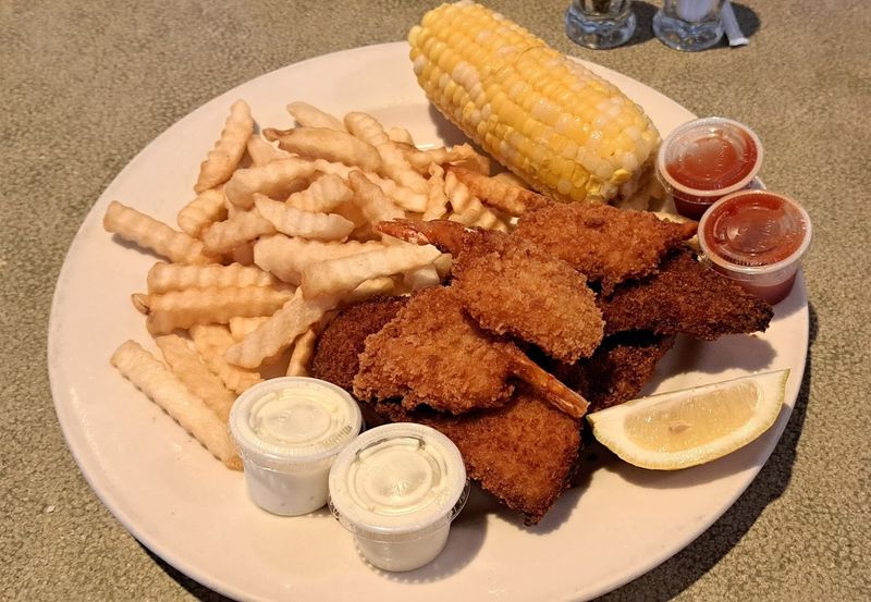 Seafood Platters That Bring the Ocean to Small-Town Illinois