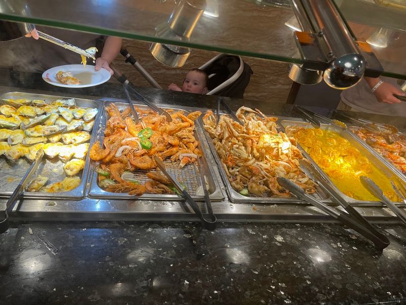 Seafood Selections That Rival Dedicated Seafood Restaurants Seafood Selections That Rival Dedicated Seafood Restaurants