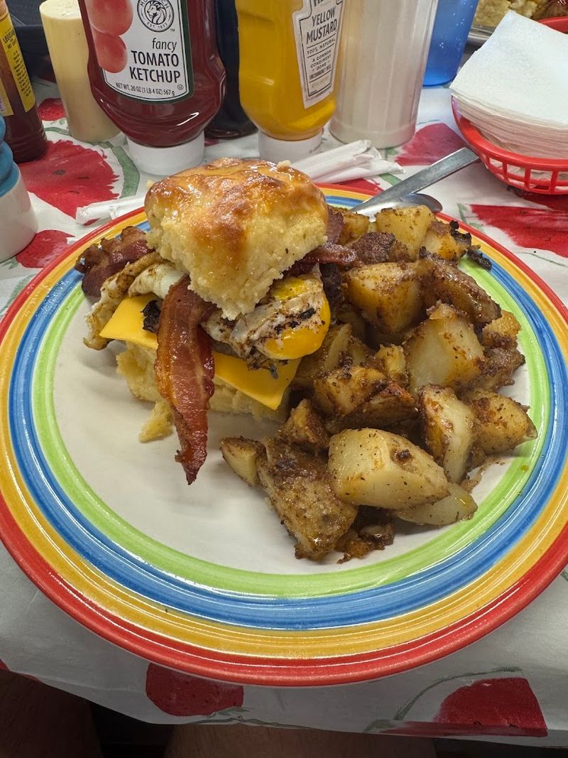 Seasoned Home Fries: The Crispy, Spiced Potatoes People Cannot Stop Talking About Seasoned Home Fries: The Crispy, Spiced Potatoes People Cannot Stop Talking About