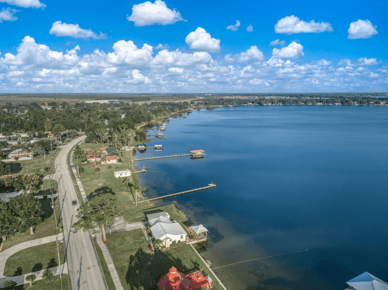 Sebring Lakefront Area