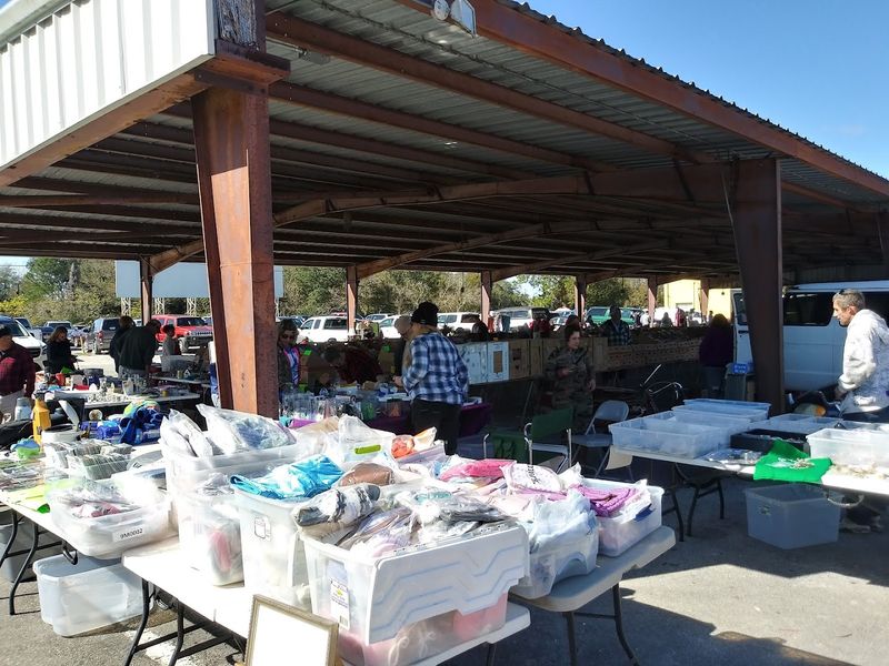Selling at Silver Moon Is Surprisingly Simple and Affordable