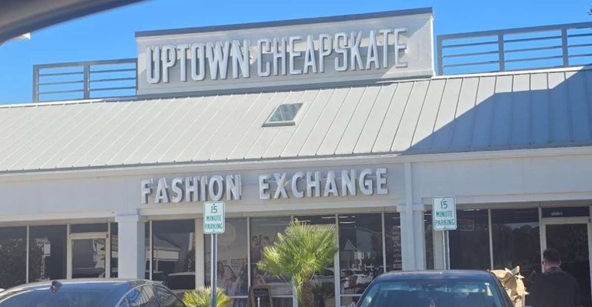 Shoppers Regularly Spend An Entire Day Exploring This Massive Florida Thrift Store Filled With Unexpected Finds
