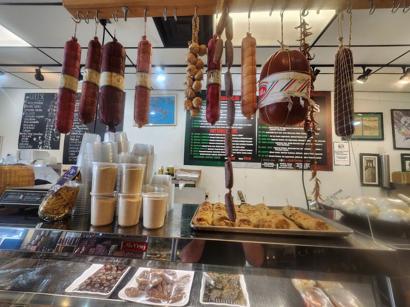 Signature Subs That Rival New York Delis