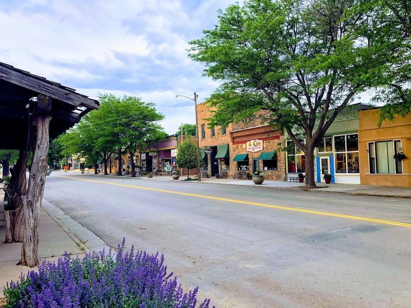Small-Town Dining With Surprisingly Big Flavors Small-Town Dining With Surprisingly Big Flavors